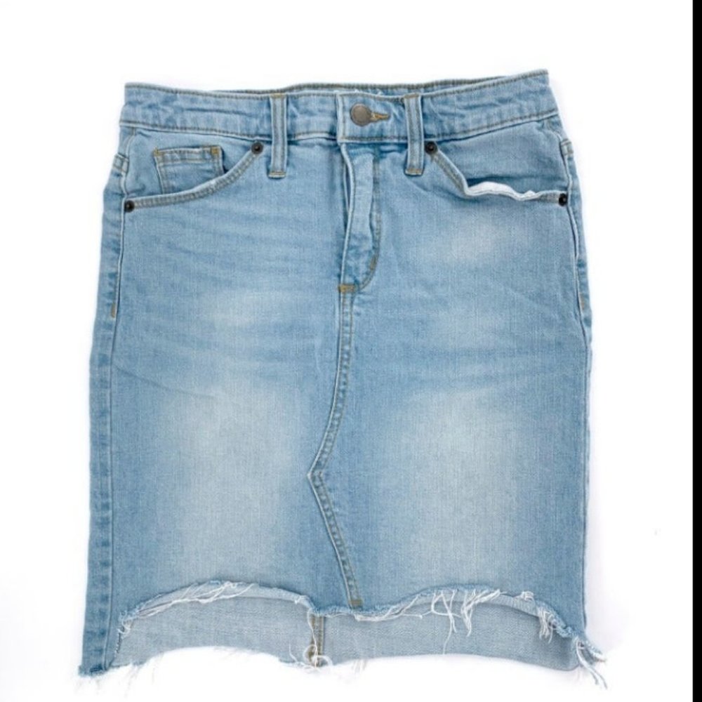 Universal Thread Blue Denim Jean Skirt‎ Fringe Pencil Skirt Distressed Cotton